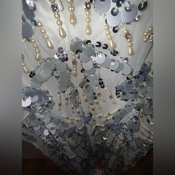 NWT Mac Duggal 94151 Sage Green Embellished One Shoulder Trumpet Gown Size 12 - Picture 17 of 17